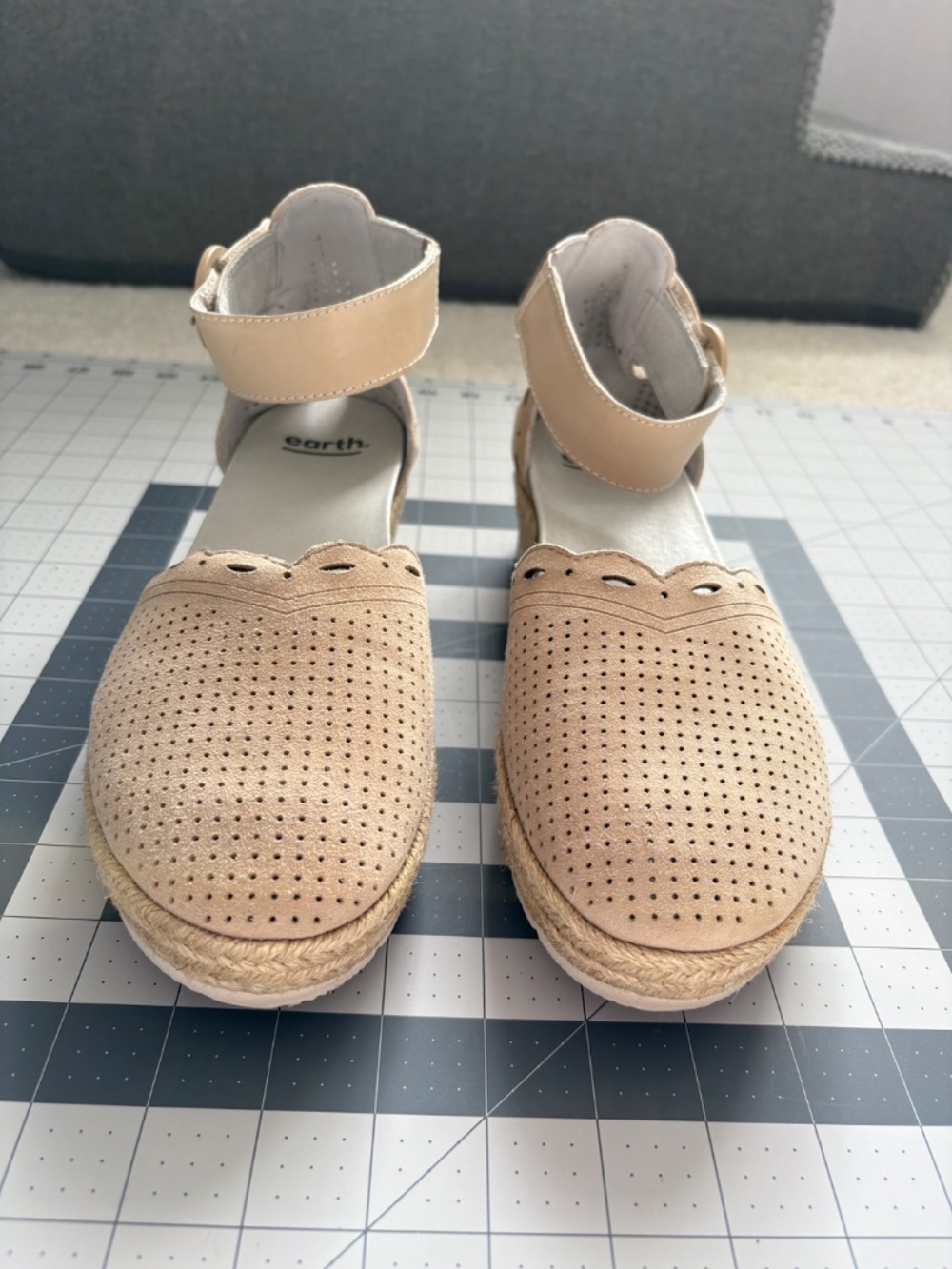 NWOT Espadrille Earth Modena Yarrow - Picture 3 of 10